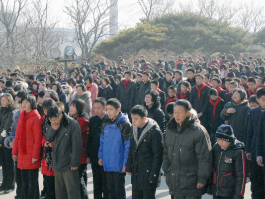 Muere Kim Jong-il; su hijo Jong-un lo sucederá en el poder