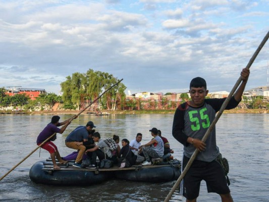 FOTOS: Así fue la llegada de la caravana migrante de hondureños a México