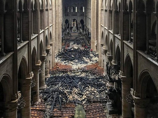 Así quedó la catedral de Notre Dame después del incendio