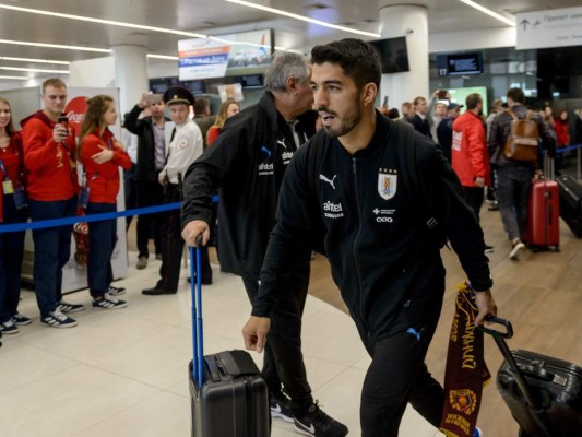 Uruguay aterriza en Rusia a cinco días de su debut en el Mundial