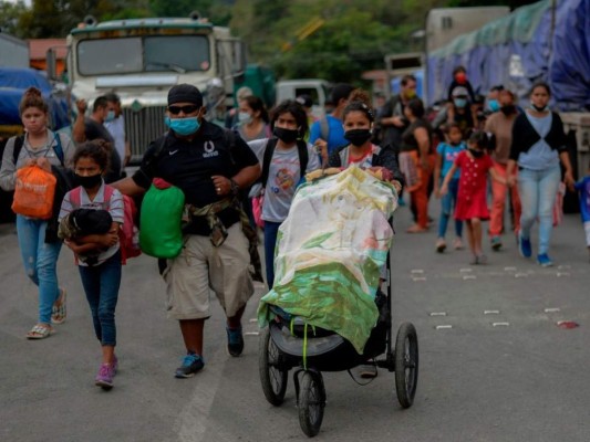 'Nos regresaron la esperanza', migrantes confían en cambio de política con Biden