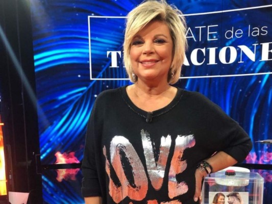 Conoce a las famosas que padecieron y vencieron el cáncer de mama (Fotos)