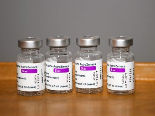 IHSS recibe 36 mil dosis restantes de AstraZeneca y vacunación inicia el 25 de mayo