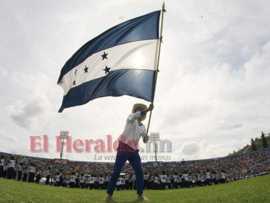 Desfiles patrios: entre la emotividad y la decadencia del civismo