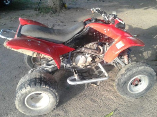 Decomisan al menos ocho vehículos tras allanamiento en vivienda de supuesto asesino &nbsp;&nbsp;