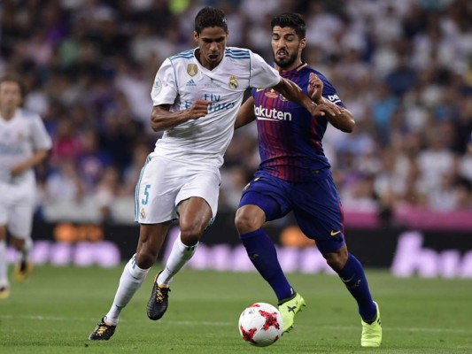 Luis Suárez, un mes de baja por una distensión en la rodilla&nbsp;&nbsp;