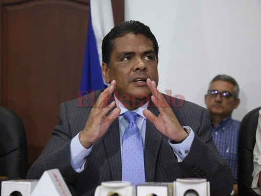 Alden Rivera: Hay unas 5,000 personas... el 60% son hondureños