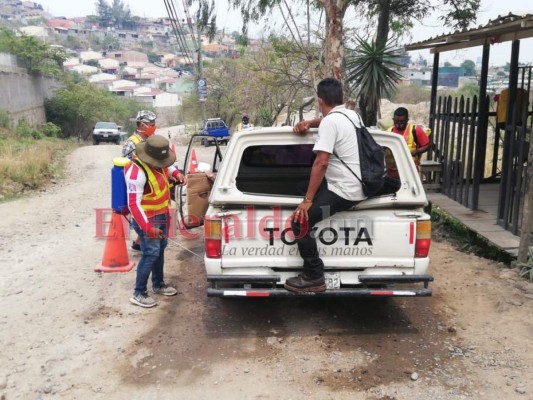 FOTOS: Colonias del sur de la capital adoptan medidas de bioseguridad contra el Covid-19