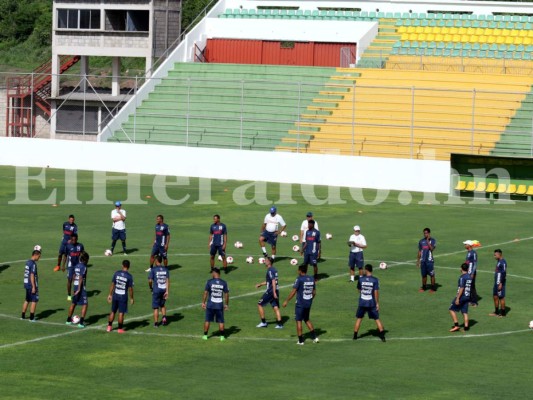 Luis 'Buba' López no entrenó con la Selección de Honduras porque se sacó una muela