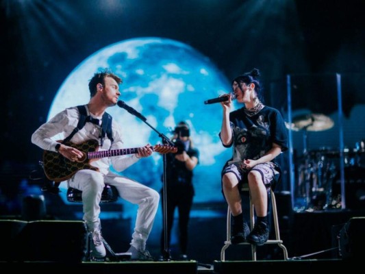 Billie Eilish estrena película que documenta su vida artística y personal