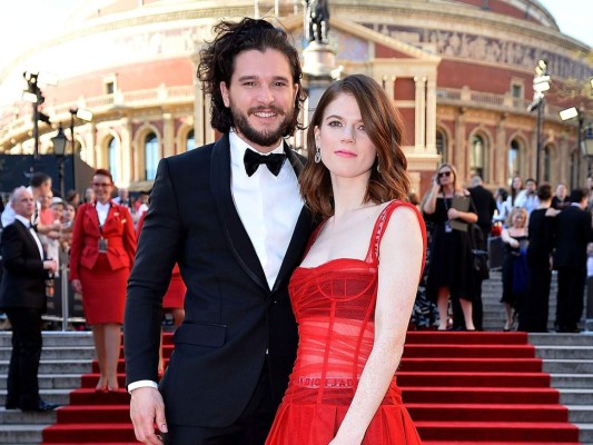 Románticas propuestas de matrimonio que han sorprendido a las estrellas