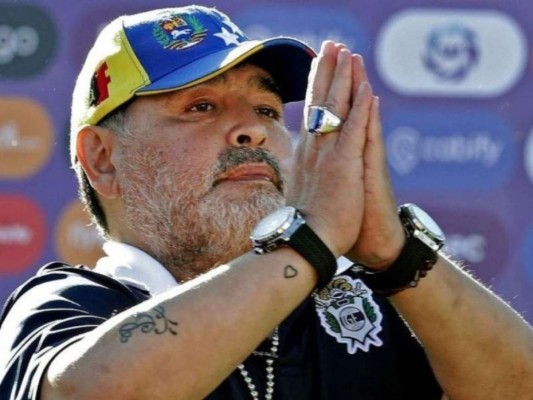 Maradona murió solo y abandonado, relata su abogado&nbsp;&nbsp;