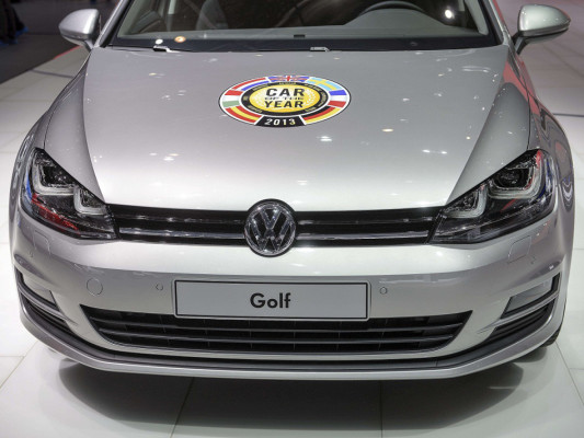 Eligen en Ginebra al Golf como mejor auto del año