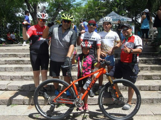 Octava edición del Desafío Rosa en Tegucigalpa&nbsp;&nbsp;