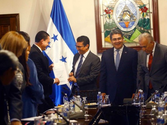 Micro y pequeñas empresas tendrán certificado especial