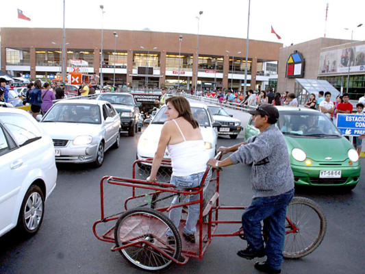 Sismo de 7.1 deja 14 heridos, 25,000 evacuados y un buen susto en Chile