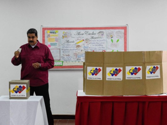 Nicolás Maduro busca reelegirse pese a profunda crisis y rechazo internacional