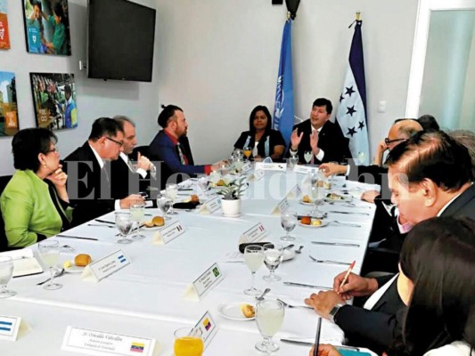 Embajadores del Grupo Latinoamericano y del Caribe se unen al prediálogo