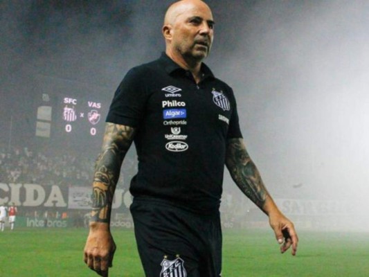 El argentino Jorge Sampaoli pide su dimisión como técnico del Santos