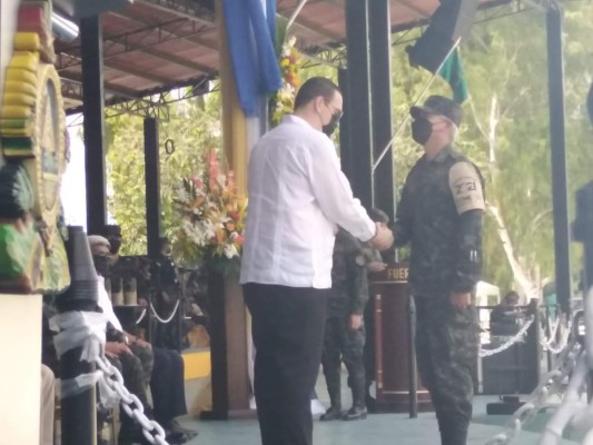 FFAA, a disposición del CNE, para custodiar y vigilar el material electoral