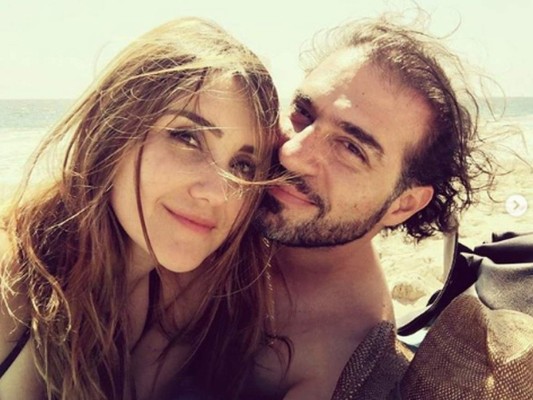 Dulce María, exRBD, revela que fue estafada y no podrá casarse