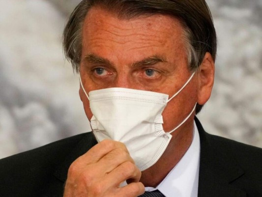 Brasil: Jair Bolsonaro es hospitalizado tras presentar un hipo persistente