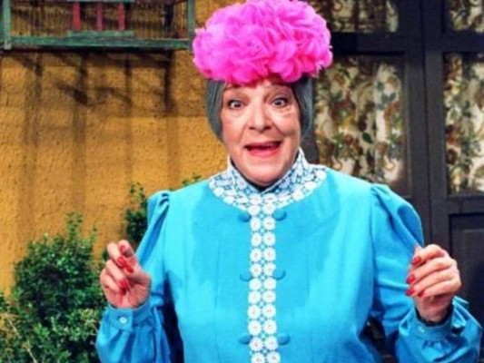 Piden sacar del aire a 'La Bruja del 71' por fomentar el acoso