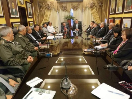 Honduras: Hernández, CSJ y Fusina discuten reformas al Código Penal