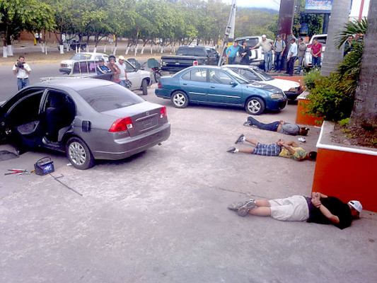 Capturan banda de asaltantes en el bulevar Suyapa de Tegucigalpa