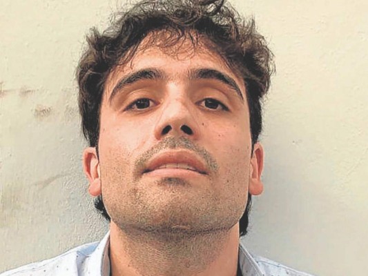 Fiscalía investigará a funcionarios por liberación del hijo de 'El Chapo'