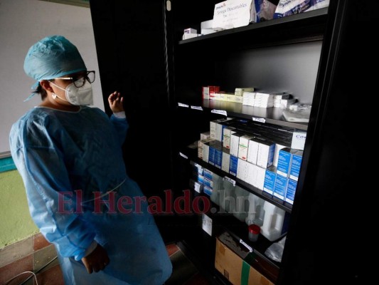 Cerrados y en agonía los triajes del interior en pleno tsunami de casos covid