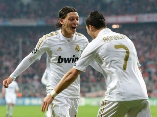 Mesut Özil y las polémicas que han salpicado su carrera