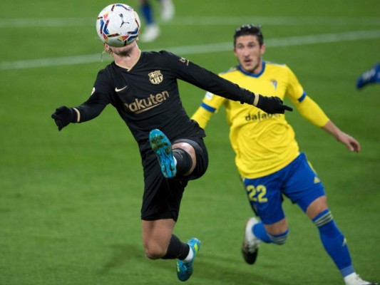 Barcelona cae ante el Cádiz, Atlético y Real Madrid cumplen