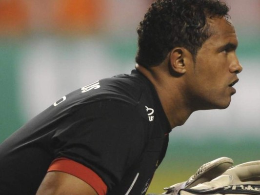 El portero brasileño Bruno volvió a las canchas tras ordenar matar a su amante