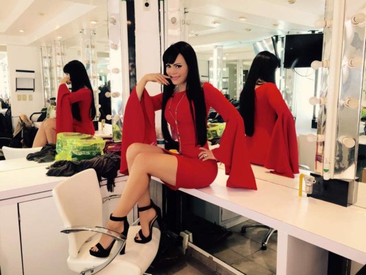 Maribel Guardia enciende las redes sociales con cuerpazo