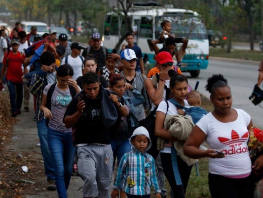 Cancillería: 83 por ciento de caravana regresó a Honduras
