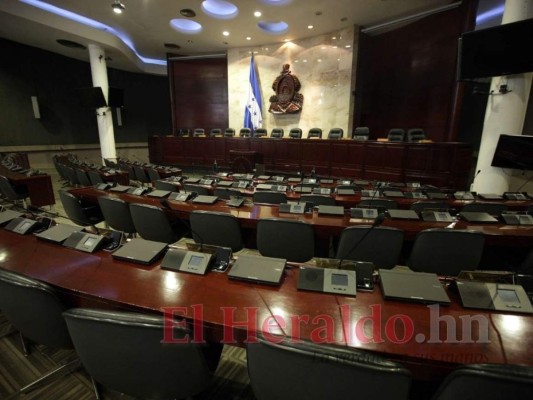 Bancada de Libre, obligada a negociar con el Partido Nacional en el Congreso Nacional