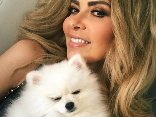 Gloria Trevi cautiva a sus fans con cambio de look en sus redes sociales