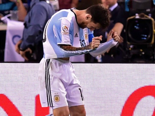 La amargura de Messi tras perder la Copa América Centenario