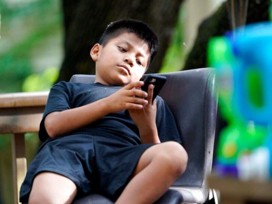 Dilema de juez: Deporta a niño de Guatemala o admite a su padre a EE UU