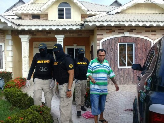 En audiencia miembros de la banda Los Peludos, socios de Los Cachiros