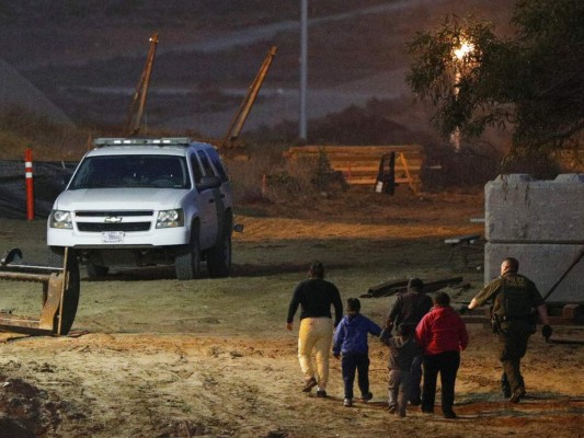 Detenida pareja por supuesto tráfico de personas en Arizona&nbsp;&nbsp;