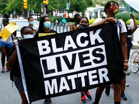 Trabajadores protestan contra el racismo y la desigualdad en Estados Unidos