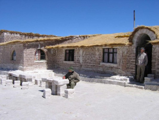 Salar de Uyuni, el espejo natural del mundo