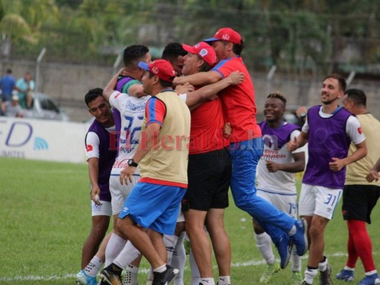 Olimpia vence a Real Sociedad y se acerca al liderato del Apertura