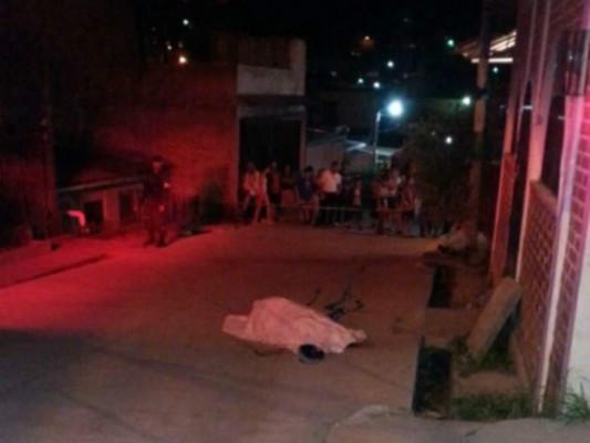 Asesinan a dos personas en distintos hechos violentos en la capital