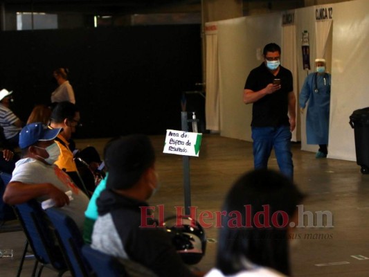 Triajes reportan alarmante alza de atenciones a pacientes con síntomas de covid-19