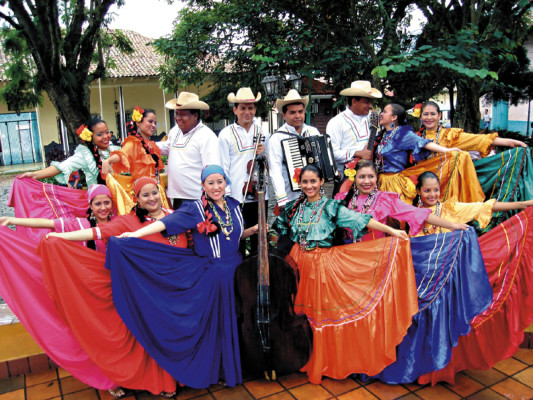 'La danza es la expresión viva del pueblo, pueblo