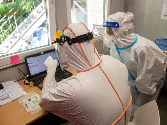 La pandemia supera los 17 millones de casos en el mundo y EEUU entra en recesión