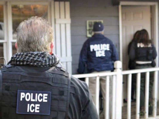 ¿Cómo opera ICE para detener y deportar migrantes en Estados Unidos?